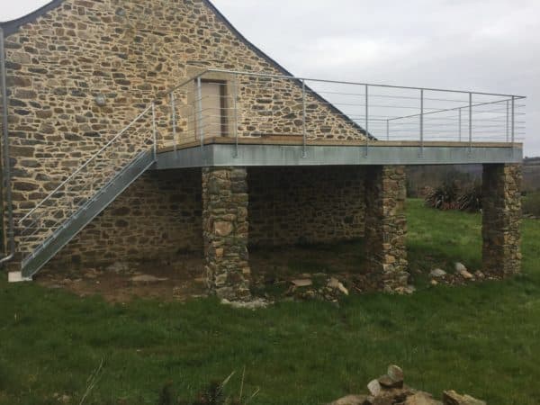 Terrasse sur piliers à Dineault – Image 4